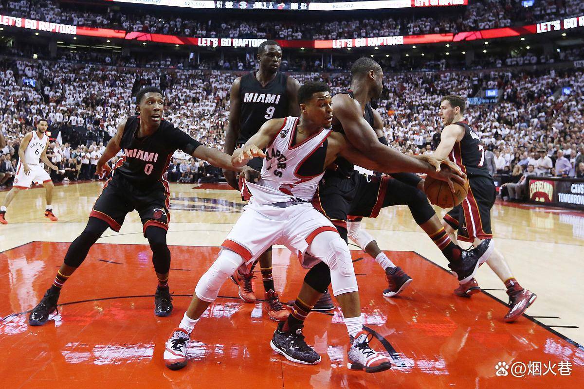 随机哈登爆冷击败澳大利亚队,比分优势明显引爆全场!的简单介绍